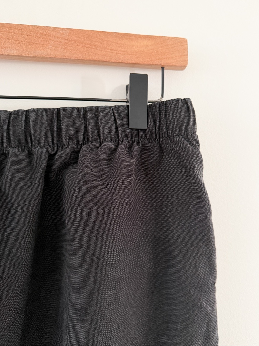 ARITZIA • The Lodge Pant - CruiseLinen™ in Black - Picture 11 of 14
